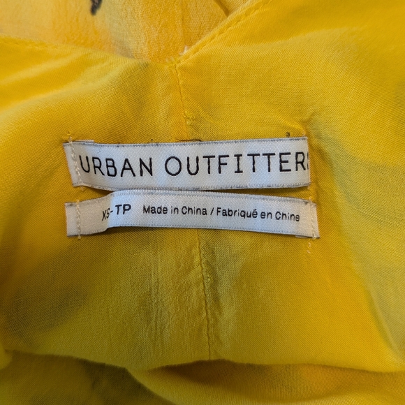Urban Outfitters Yellow Floral Mini Dress XS Feminine V-backed Flowy Flowers - Picture 2 of 5